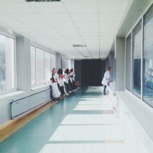 Opieka zdrowotna w Lublinie, Polkowicach, Warszawie i okolicy – niezawodna higiena i czystość